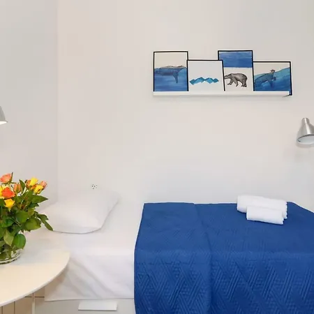 And Stone House Apartment *